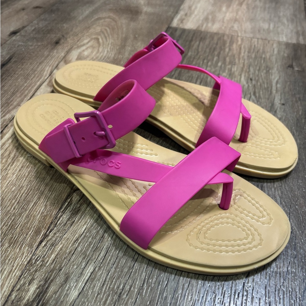 Croc Women's Tulum Toe Post Sandals-Fuchsia